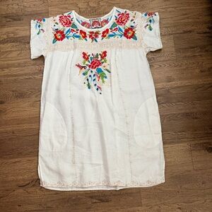 $278 JOHNNY WAS 💯 Linen Floral  Embroidered, BOHO, Shift Dress M, Medium.